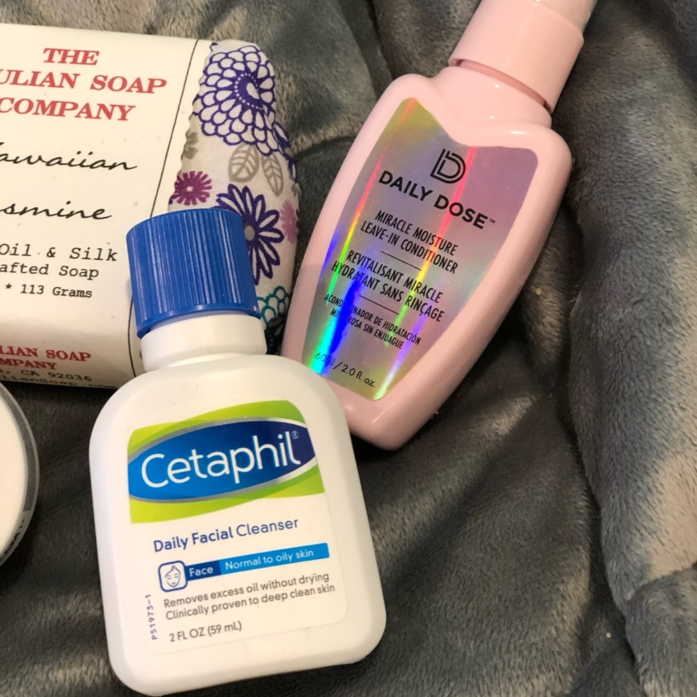 Beauty bundle - Picture 2 of 4